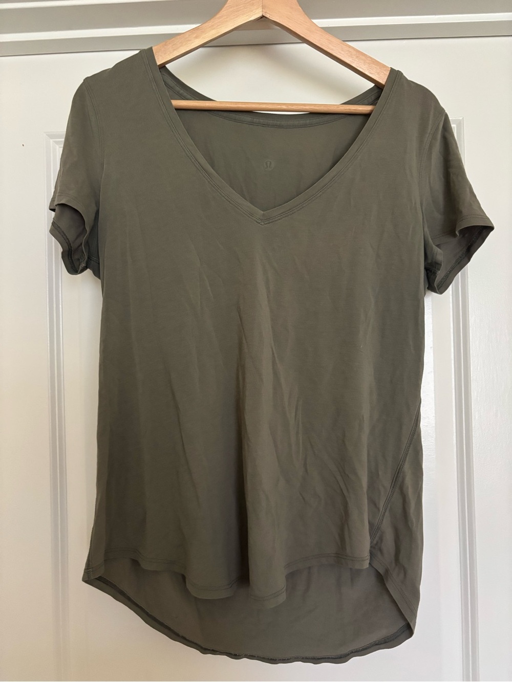 Lululemon Love V V-Neck Short Sleeve Tee